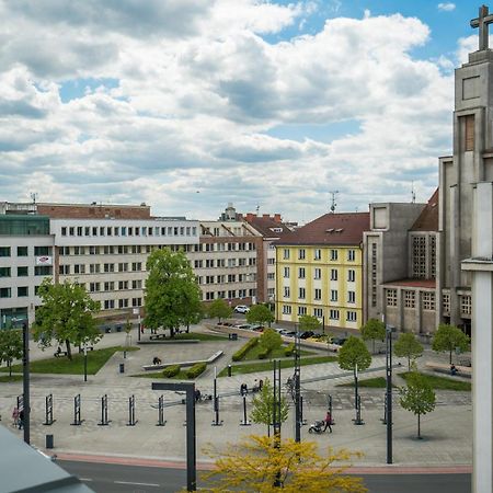 Ferienwohnung Perla Hradce 101 Hradec Králové Exterior foto