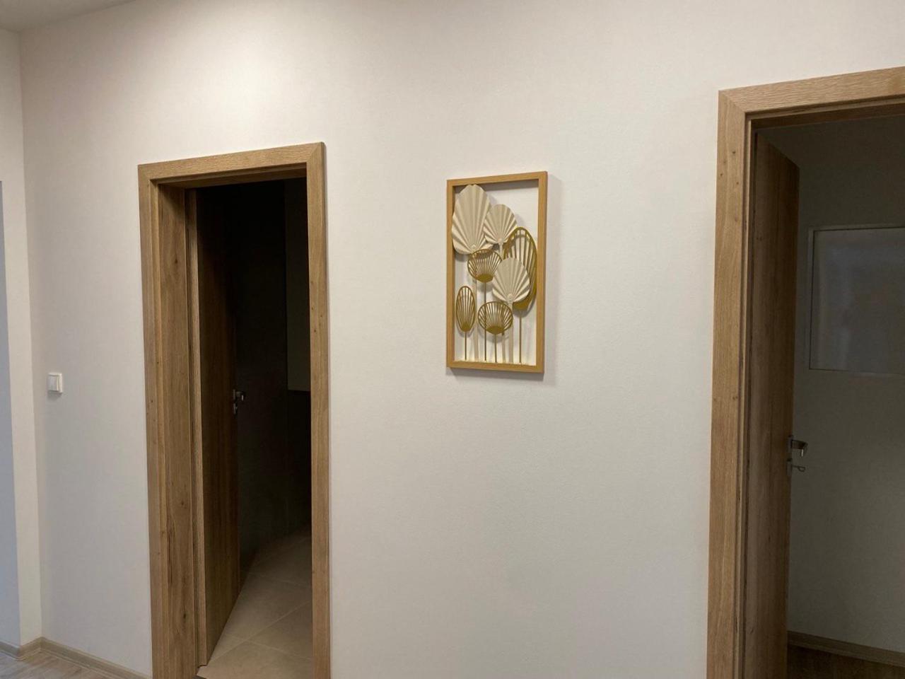 Ferienwohnung Perla Hradce 101 Hradec Králové Exterior foto