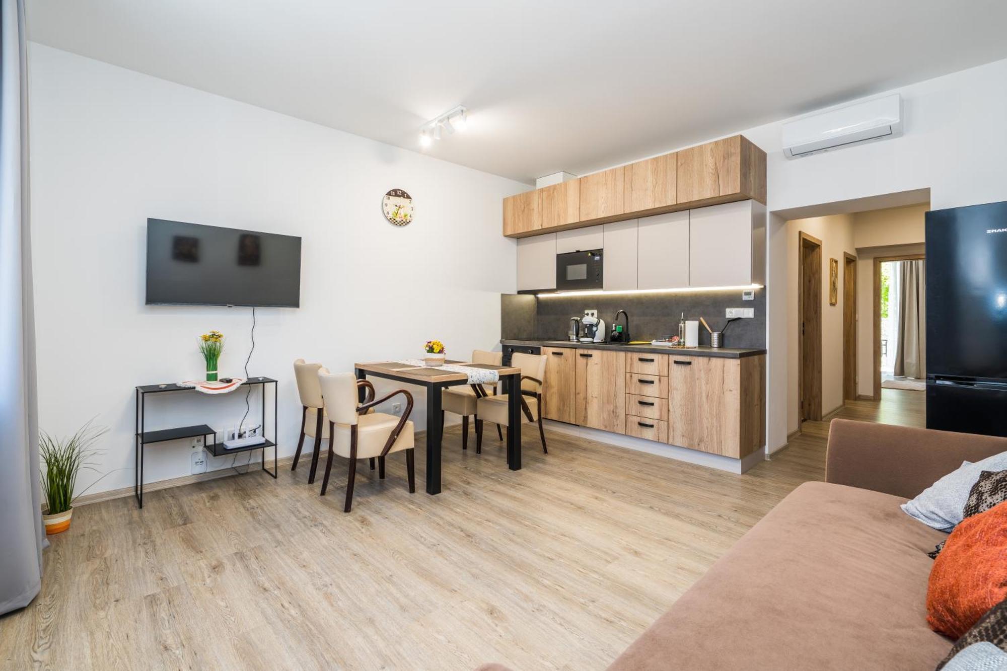 Ferienwohnung Perla Hradce 101 Hradec Králové Exterior foto